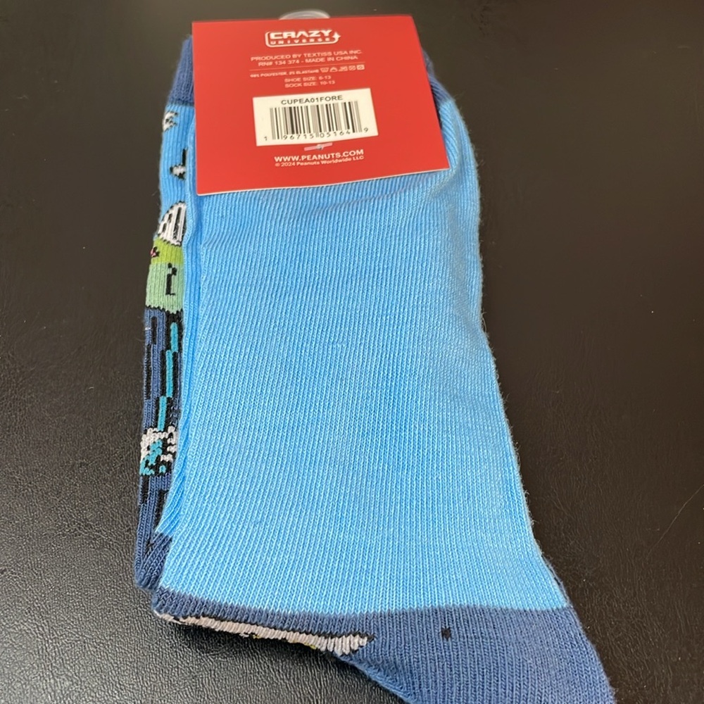 NWT Peanuts crew socks - Picture 3 of 4